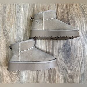 Ccocci Margot Chunky Platform Fur-Lined Micro Mini Boots – Size 7 NWOT